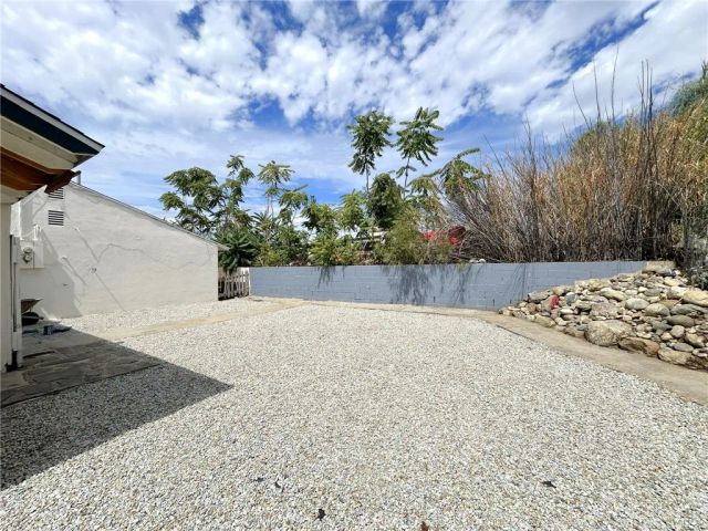 1342 Agate Avenue, Mentone, CA 92359
