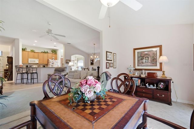 2132 GRANTHAM GREENS DRIVE, Sun City Center, FL 33573