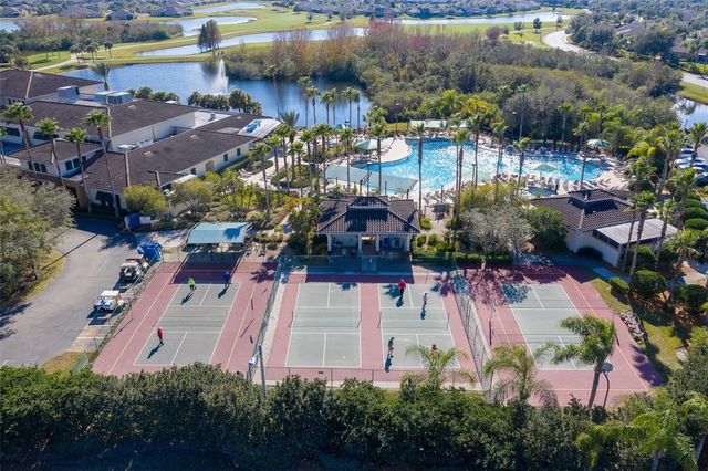 2132 GRANTHAM GREENS DRIVE, Sun City Center, FL 33573