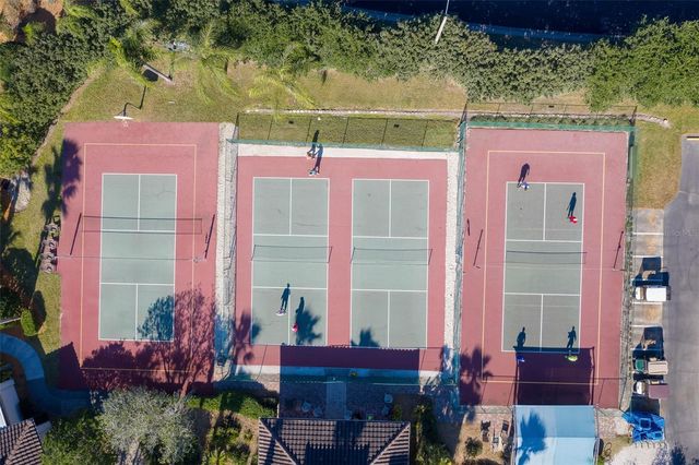 2132 GRANTHAM GREENS DRIVE, Sun City Center, FL 33573