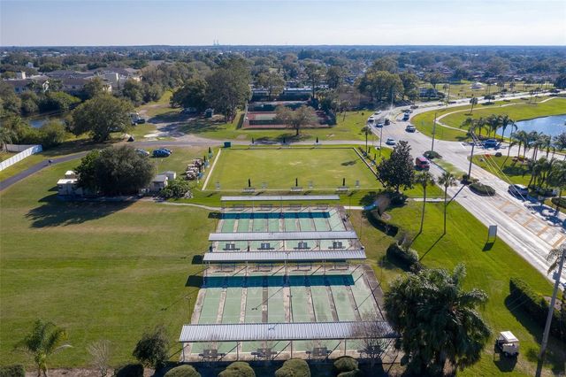 2132 GRANTHAM GREENS DRIVE, Sun City Center, FL 33573