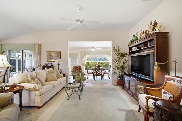 2132 GRANTHAM GREENS DRIVE, Sun City Center, FL 33573