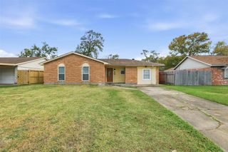 827 Parkhill Street, Channelview, TX 77530