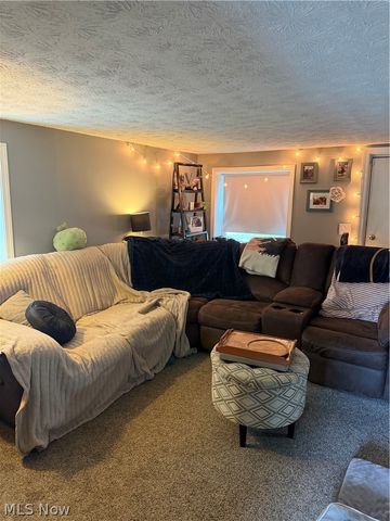 448 Cherry Street W, Canal Fulton, OH 44614