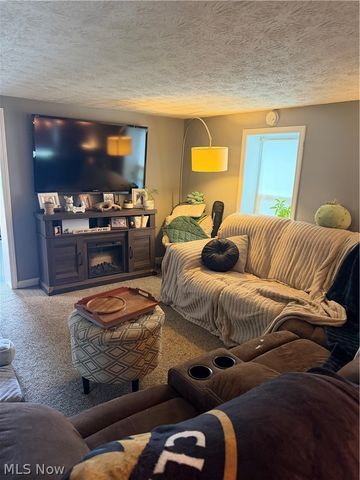 448 Cherry Street W, Canal Fulton, OH 44614
