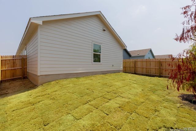 4439 zoe, San Antonio, TX 78222