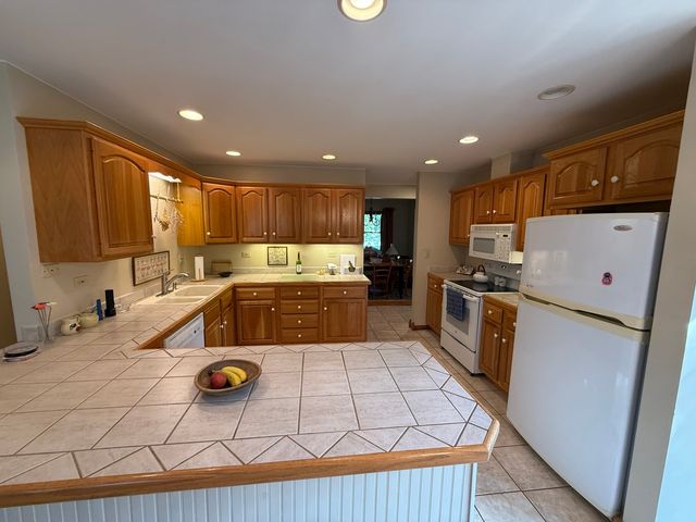 3940 Gloucester Drive, Crete, IL 60417
