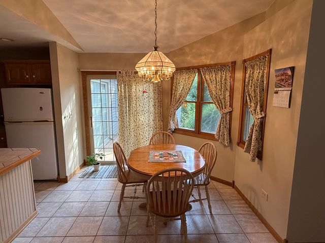 3940 Gloucester Drive, Crete, IL 60417