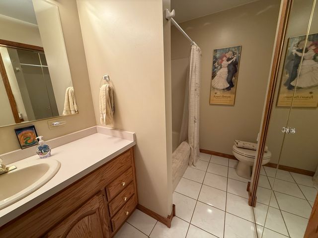 3940 Gloucester Drive, Crete, IL 60417