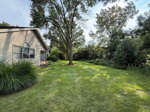 3940 Gloucester Drive, Crete, IL 60417