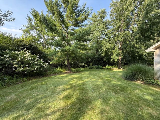3940 Gloucester Drive, Crete, IL 60417