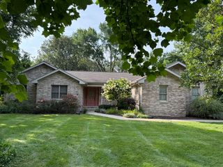3940 Gloucester Drive, Crete, IL 60417