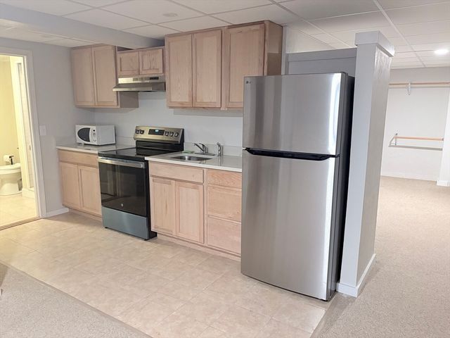 498 East St 2, West Bridgewater, MA 02379