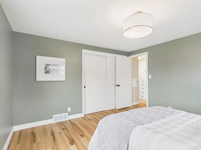 837 HARDING STREET, Menasha, WI 54952