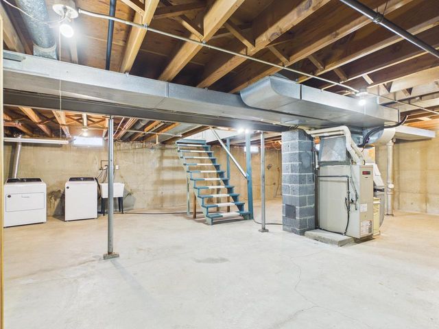 837 HARDING STREET, Menasha, WI 54952