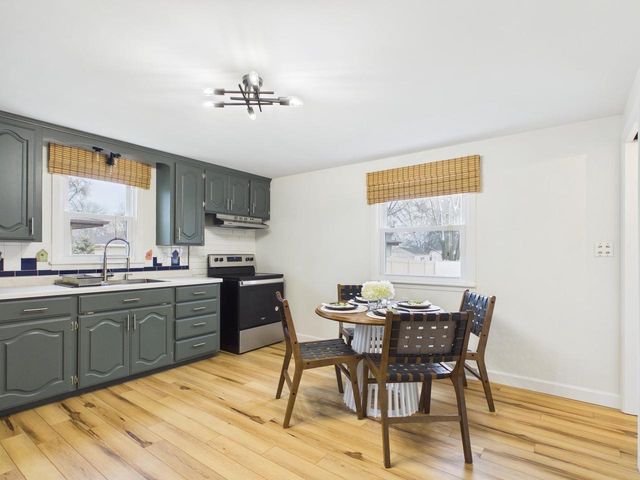 837 HARDING STREET, Menasha, WI 54952