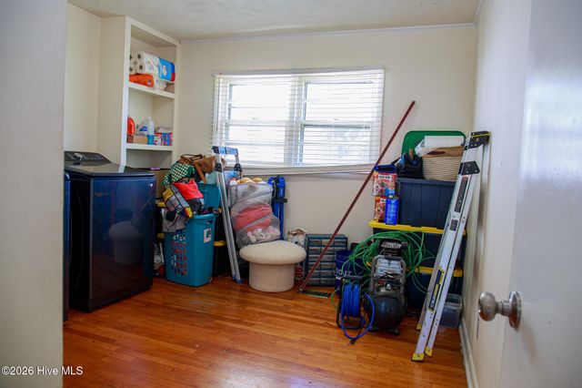 1107 Oak Avenue, Hamlet, NC 28345