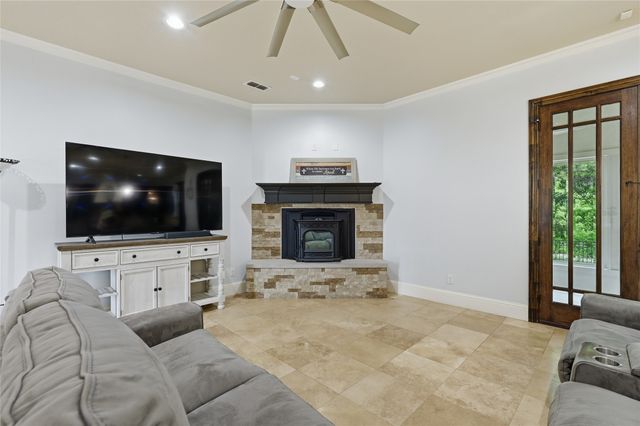 1611 Moreland Drive, Sherman, TX 75090