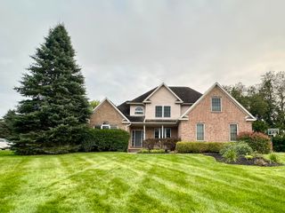 12868 Burgandy Drive, Green Oak Twp, MI 48178