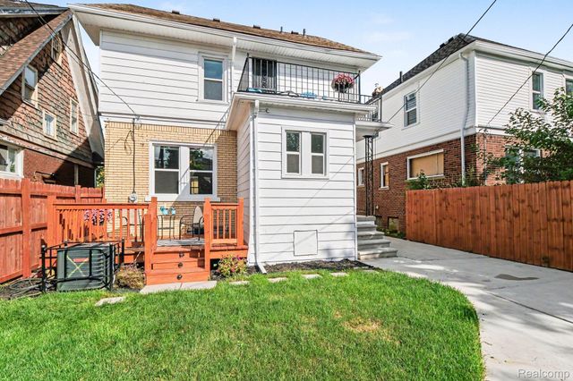 2691 COLLINGWOOD, Detroit, MI 48206