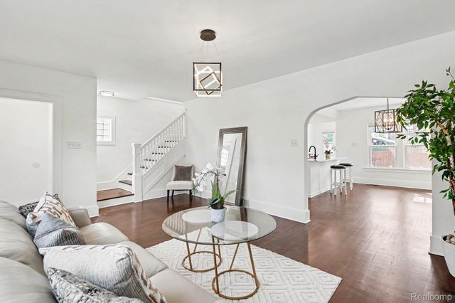 2691 COLLINGWOOD, Detroit, MI 48206