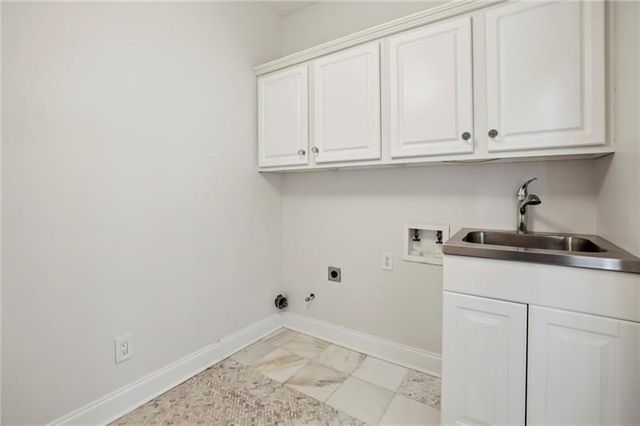 700 Orchard Court, Atlanta, GA 30328