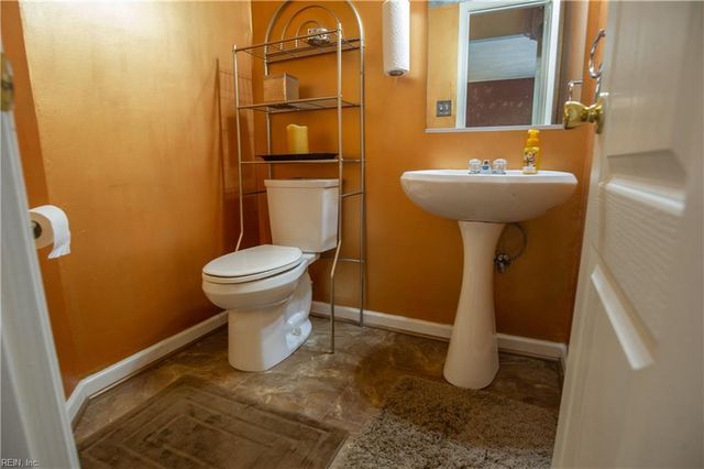 3029 Crossings DR, Chesapeake, VA 23321