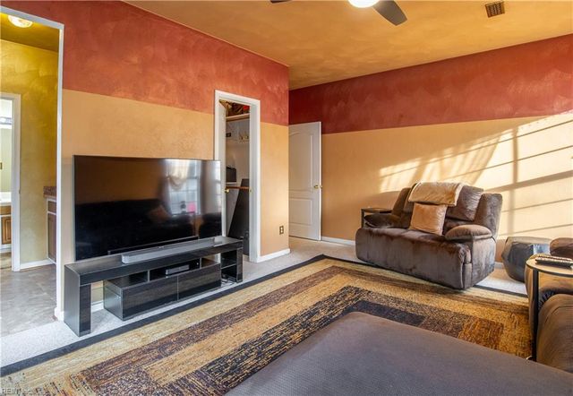 3029 Crossings DR, Chesapeake, VA 23321