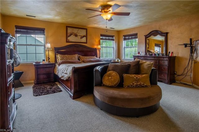 3029 Crossings DR, Chesapeake, VA 23321