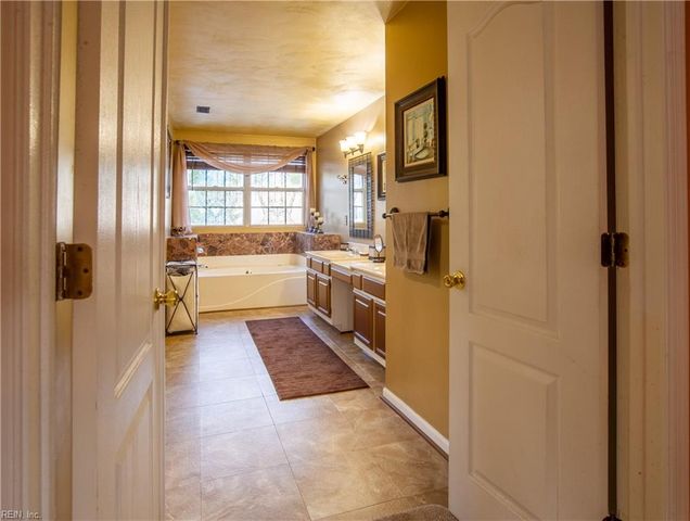 3029 Crossings DR, Chesapeake, VA 23321