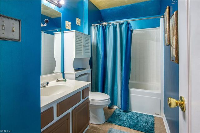 3029 Crossings DR, Chesapeake, VA 23321