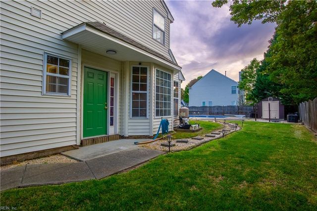 3029 Crossings DR, Chesapeake, VA 23321