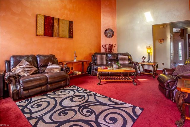 3029 Crossings DR, Chesapeake, VA 23321