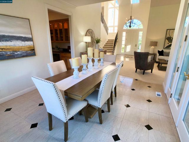 630 Blue Spruce Dr, Danville, CA 94506