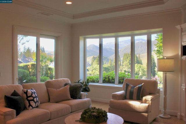 630 Blue Spruce Dr, Danville, CA 94506