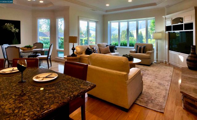 630 Blue Spruce Dr, Danville, CA 94506