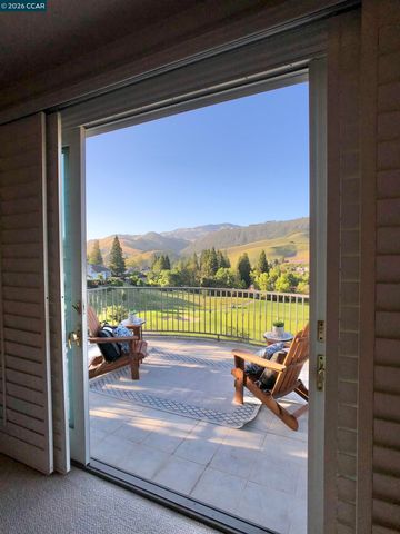 630 Blue Spruce Dr, Danville, CA 94506