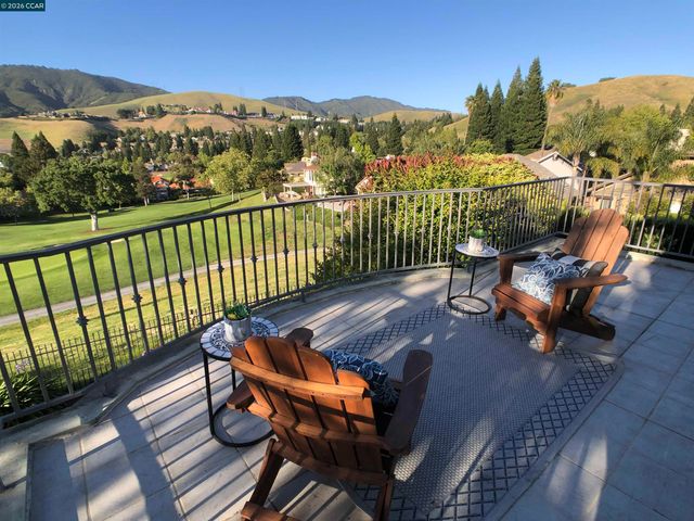 630 Blue Spruce Dr, Danville, CA 94506