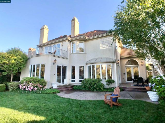 630 Blue Spruce Dr, Danville, CA 94506