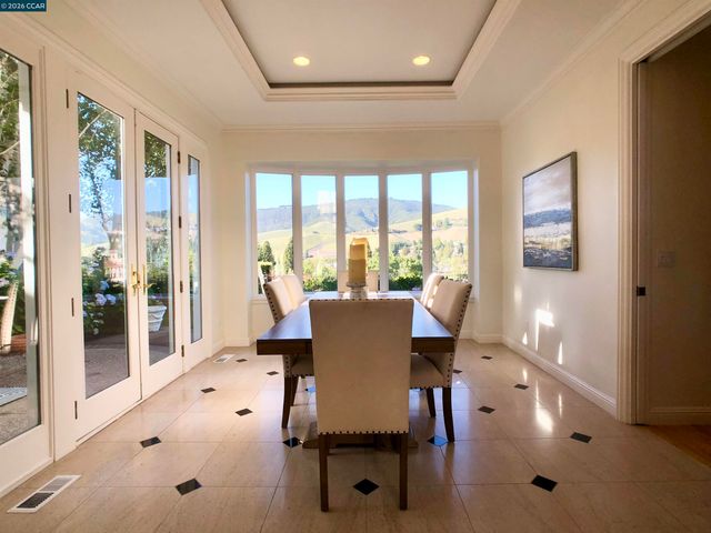630 Blue Spruce Dr, Danville, CA 94506