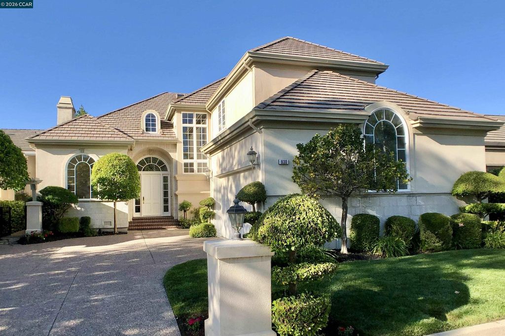 630 Blue Spruce Dr, Danville, CA 94506