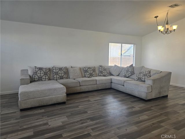37623 Teal Street, Palmdale, CA 93552