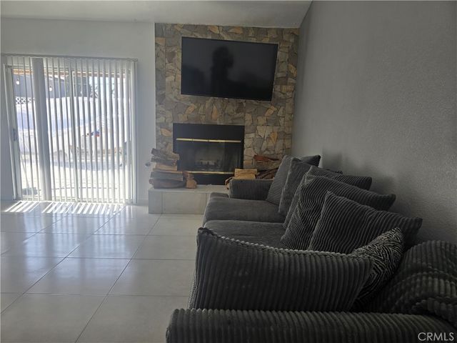 37623 Teal Street, Palmdale, CA 93552