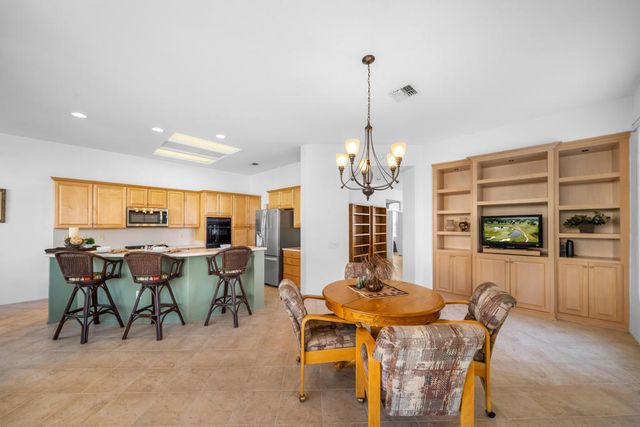 37718 Medjool Avenue, Palm Desert, CA 92211