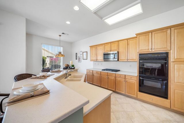 37718 Medjool Avenue, Palm Desert, CA 92211