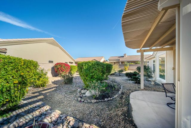 37718 Medjool Avenue, Palm Desert, CA 92211