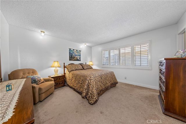 7195 Seine, Highland, CA 92346