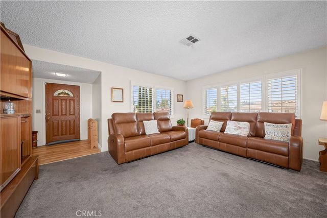 7195 Seine, Highland, CA 92346