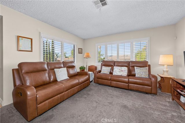 7195 Seine, Highland, CA 92346