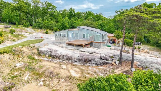 1407 Holloway Ridge Road, Spring City, TN 37381